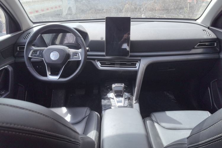 Used BYD Song Pro 2019 1.5T Automatic Luxury Model Center Console