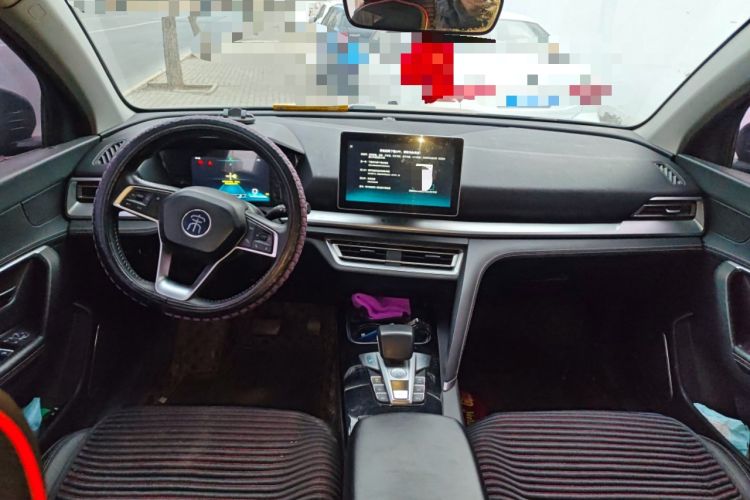 Used BYD Song Pro 2019 1.5T Automatic Elite Edition Center Console