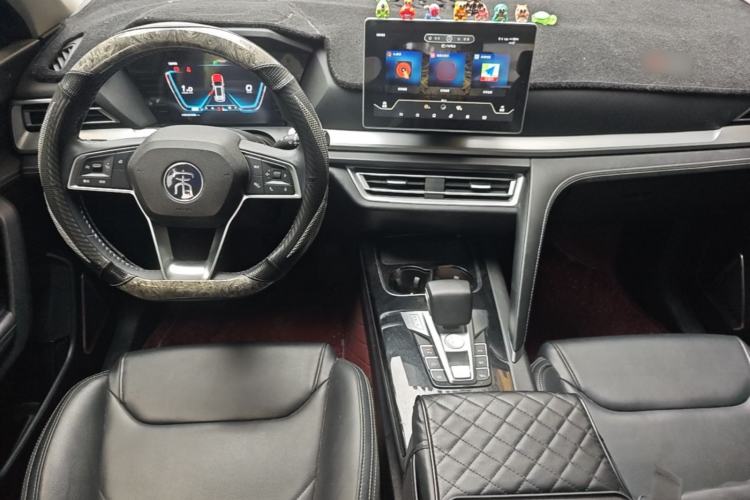 Used BYD Song Pro 2019 1.5T Automatic Elite Edition Center Console