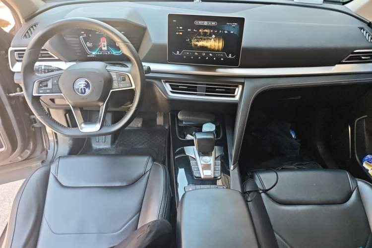 Used BYD Song Pro 2019 1.5T Automatic Elite Edition Center Console