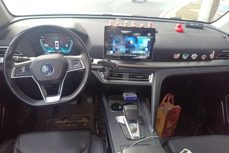 Used BYD Song Pro 2019 1.5T Automatic Elite Edition Center Console