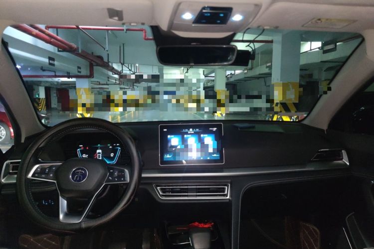 Used BYD Song Pro 2019 1.5T Automatic Prestige Model Center Console