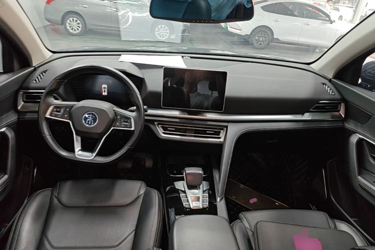 Used BYD Song Pro 2019 1.5T Automatic Prestige Model Center Console