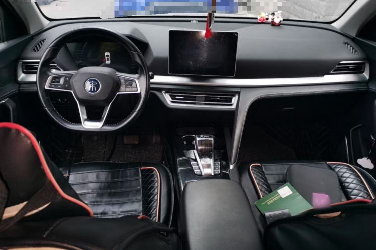 Used BYD Song Pro 2019 1.5T Automatic Prestige Model Center Console