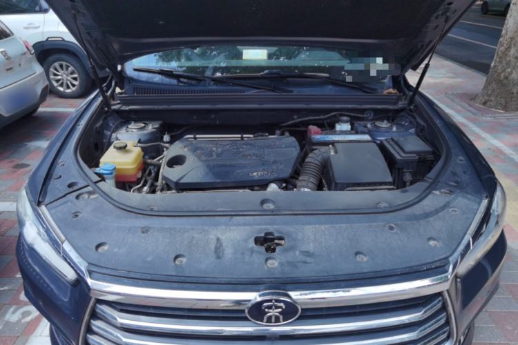 Used BYD Song Pro 2019 1.5T Automatic Prestige Model Engine Bay