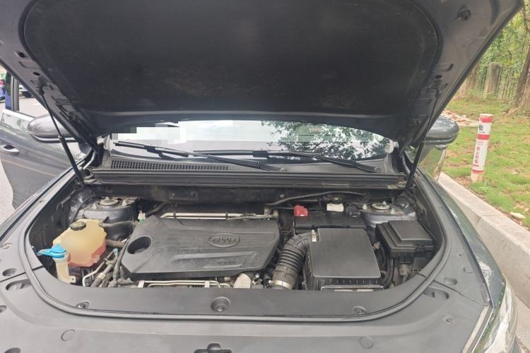 Used BYD Song Pro 2019 1.5T Automatic Prestige Model Engine Bay