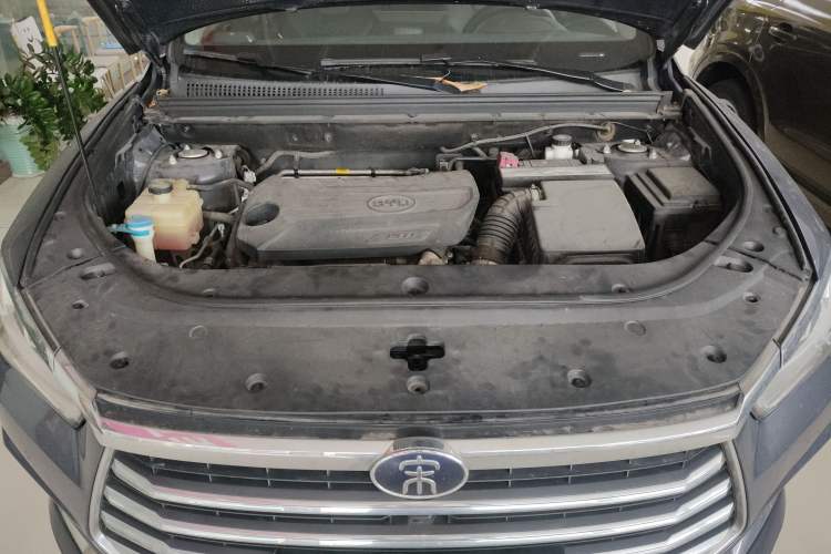 Used BYD Song Pro 2019 1.5T Automatic Luxury Model Engine Bay