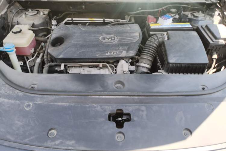 Used BYD Song Pro 2019 1.5T Automatic Luxury Model Engine Bay