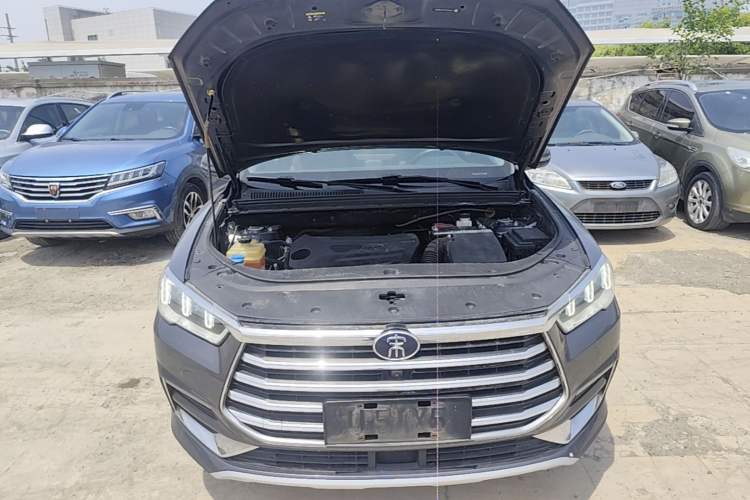 Used BYD Song Pro 2019 1.5T Automatic Prestige Model Engine Bay