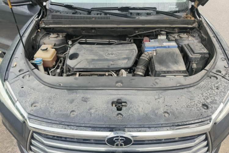 Used BYD Song Pro 2019 1.5T Automatic Luxury Model Engine Bay