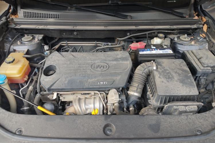 Used BYD Song Pro 2019 1.5T Automatic Luxury Model Engine Bay