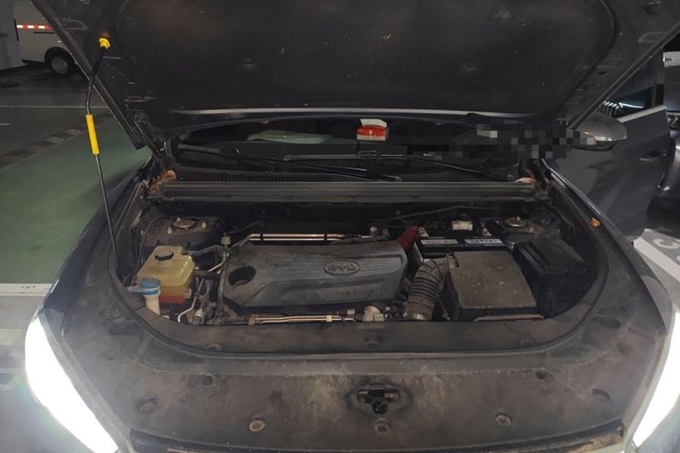 Used BYD Song Pro 2019 1.5T Automatic Luxury Model Engine Bay