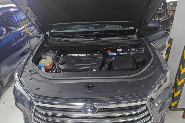 Used BYD Song Pro 2019 1.5T Automatic Elite Edition Engine Bay