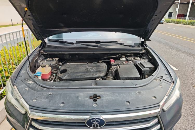 Used BYD Song Pro 2019 1.5T Automatic Elite Edition Engine Bay