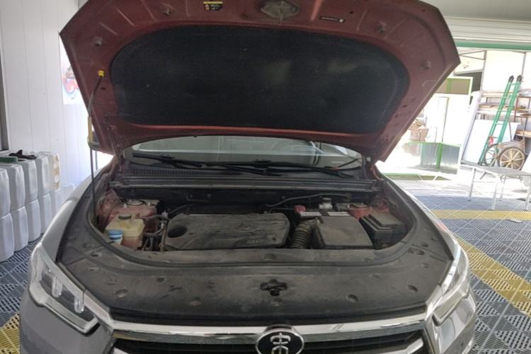 Used BYD Song Pro 2019 1.5T Automatic Luxury Model Engine Bay