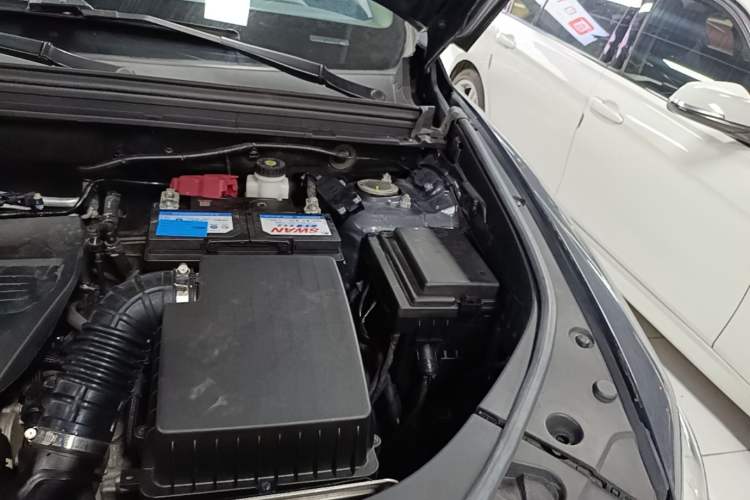 Used BYD Song Pro 2019 1.5T Automatic Elite Edition Engine Bay Left