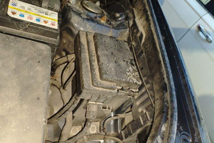 Used BYD Song Pro 2019 1.5T Automatic Elite Edition Engine Bay Left