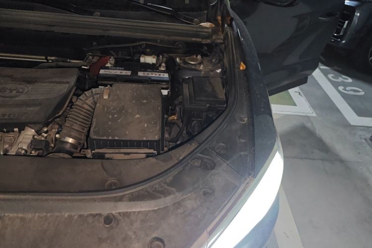 Used BYD Song Pro 2019 1.5T Automatic Luxury Model Engine Bay Left