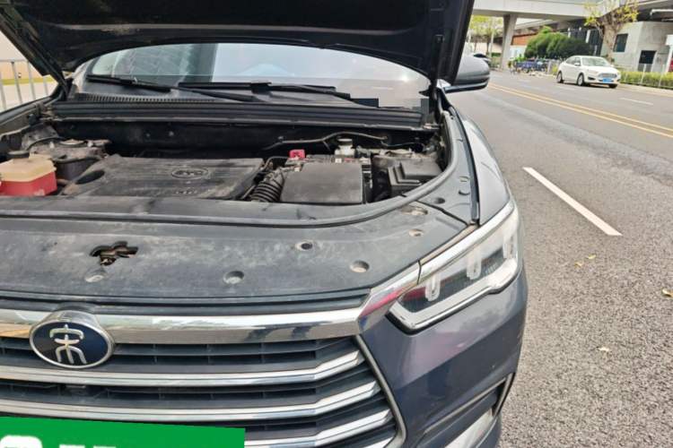 Used BYD Song Pro 2019 1.5T Automatic Elite Edition Engine Bay Left