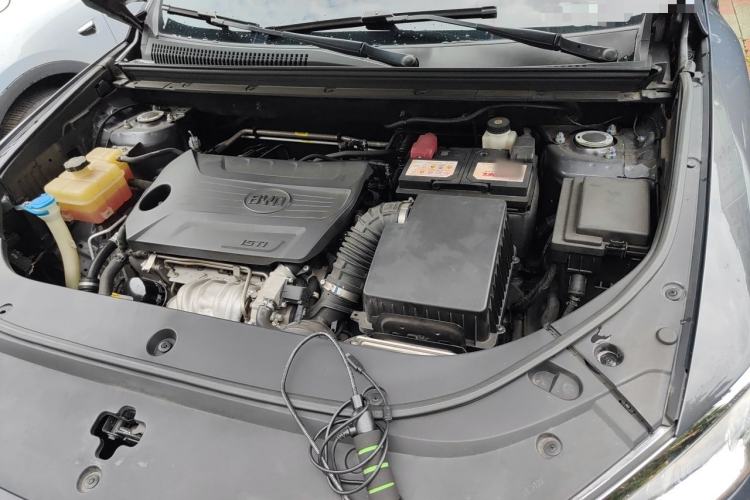 Used BYD Song Pro 2019 1.5T Automatic Prestige Model Engine Bay Left