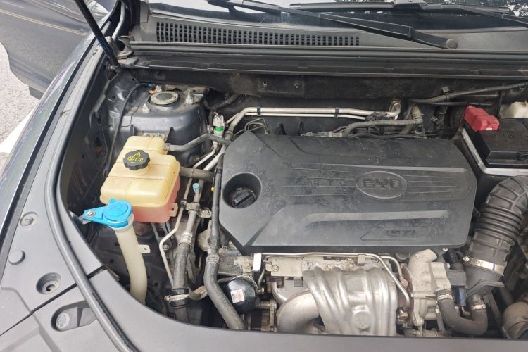 Used BYD Song Pro 2019 1.5T Automatic Prestige Model Engine Bay Right