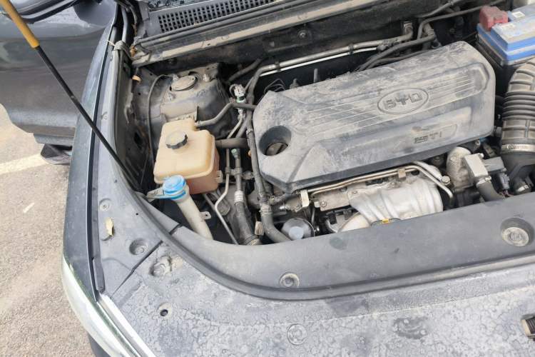 Used BYD Song Pro 2019 1.5T Automatic Luxury Model Engine Bay Right