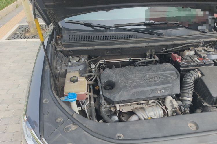 Used BYD Song Pro 2019 1.5T Automatic Luxury Model Engine Bay Right