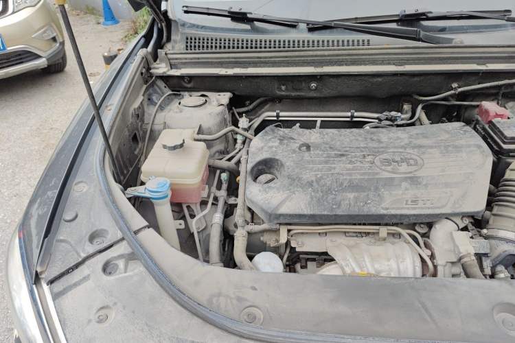 Used BYD Song Pro 2019 1.5T Automatic Luxury Model Engine Bay Right