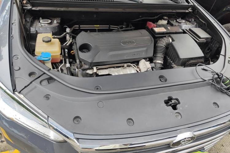 Used BYD Song Pro 2019 1.5T Automatic Prestige Model Engine Bay Right