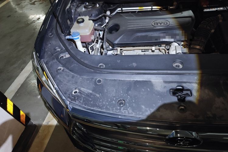 Used BYD Song Pro 2019 1.5T Automatic Luxury Model Engine Bay Right