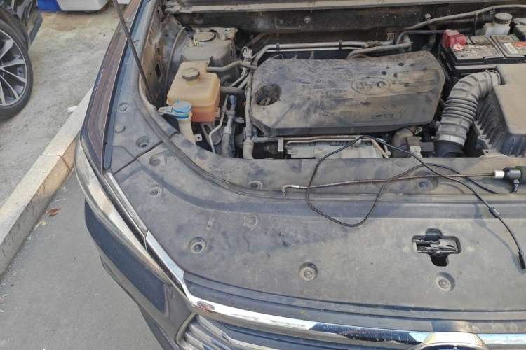 Used BYD Song Pro 2019 1.5T Automatic Luxury Model Engine Bay Right