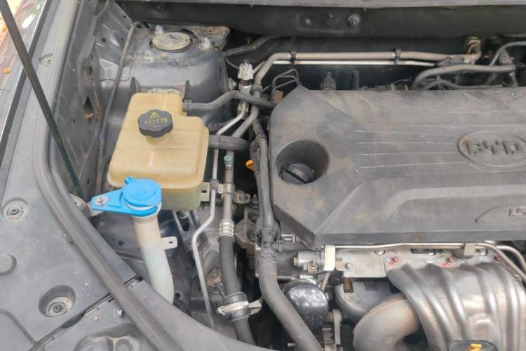 Used BYD Song Pro 2019 1.5T Automatic Luxury Model Engine Bay Right