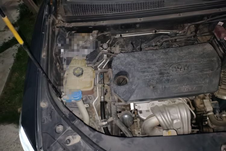 Used BYD Song Pro 2019 1.5T Automatic Prestige Model Engine Bay Right