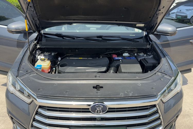 Used BYD Song Pro 2019 1.5T Automatic Luxury Model Engine Bay