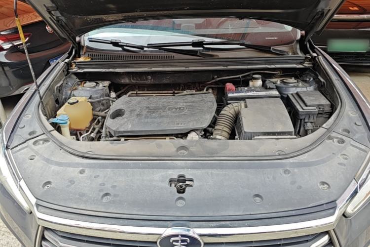 Used BYD Song Pro 2019 1.5T Automatic Elite Edition Engine Bay