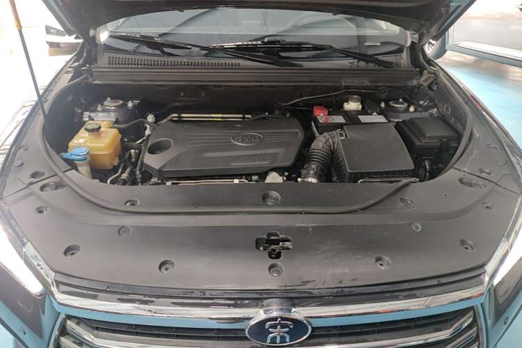Used BYD Song Pro 2019 1.5T Automatic Elite Edition Engine Bay