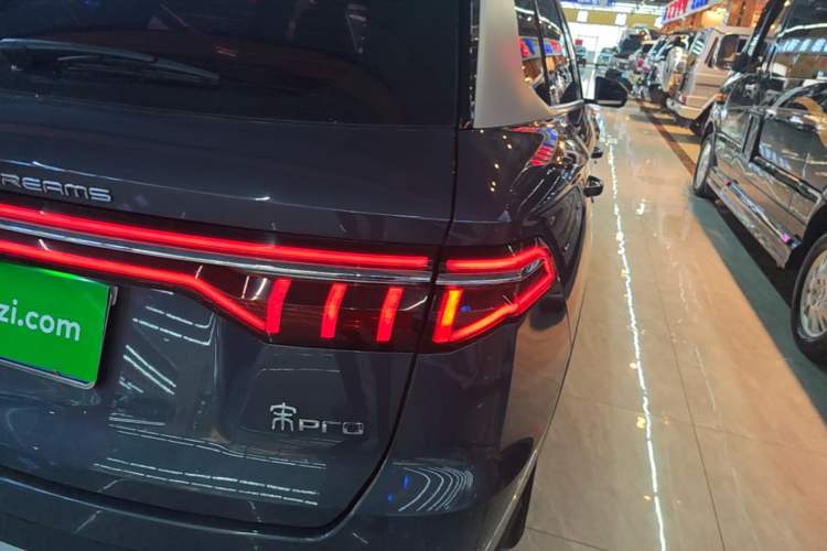 Used BYD Song Pro 2019 1.5T Automatic Luxury Model Exterior 1