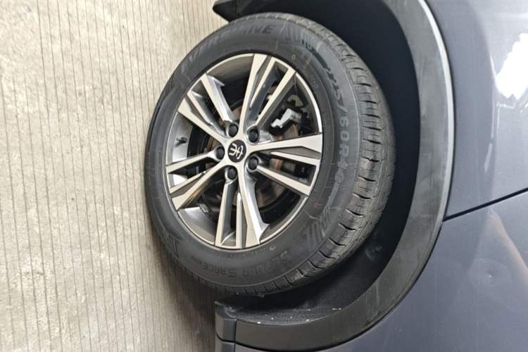 Used BYD Song Pro 2019 1.5T Automatic Elite Edition Exterior 3