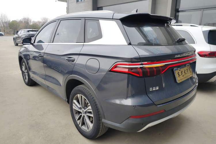 Used BYD Song Pro 2019 1.5T Automatic Luxury Model Exterior 3