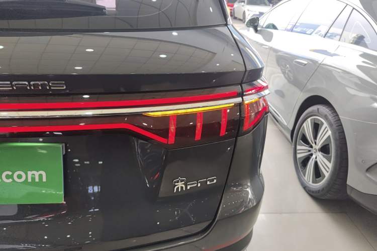 Used BYD Song Pro 2019 1.5T Automatic Elite Edition Exterior 3