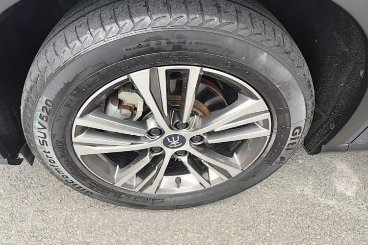 Used BYD Song Pro 2019 1.5T Automatic Luxury Model Exterior 4