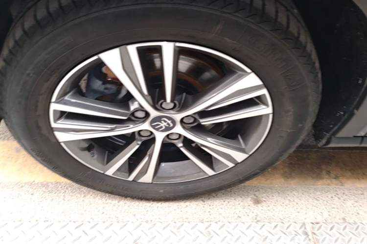 Used BYD Song Pro 2019 1.5T Automatic Luxury Model Exterior 4