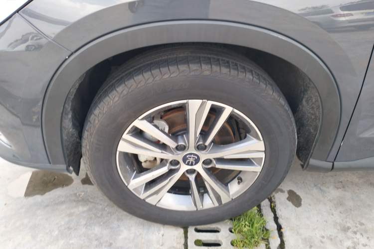 Used BYD Song Pro 2019 1.5T Automatic Luxury Model Exterior 4