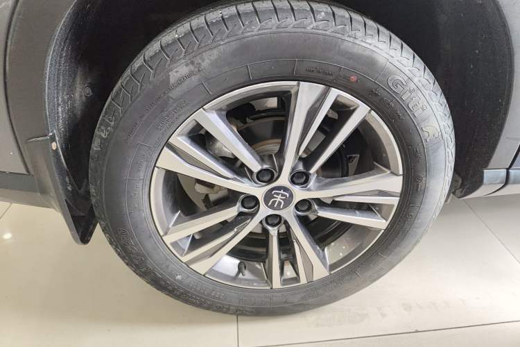 Used BYD Song Pro 2019 1.5T Automatic Elite Edition Exterior 5