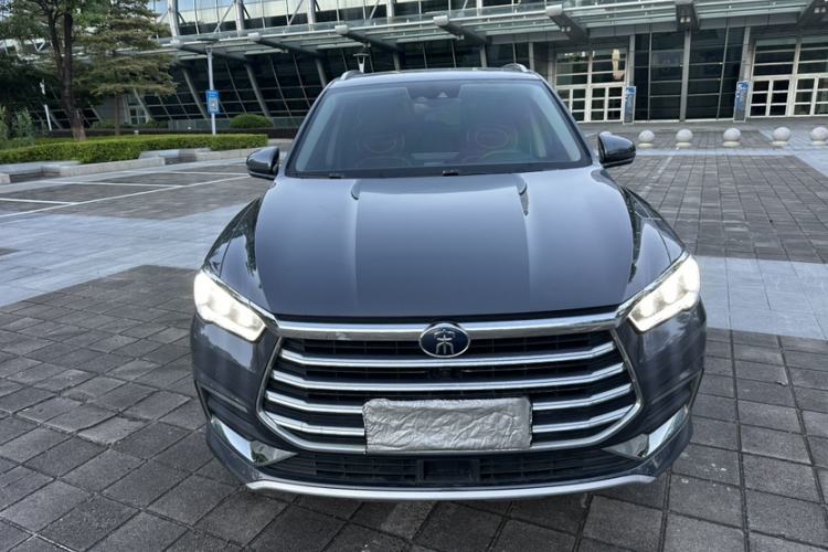 Used BYD Song Pro 2019 1.5T Automatic Luxury Model Exterior 5