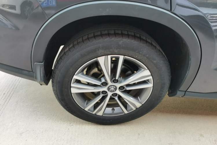 Used BYD Song Pro 2019 1.5T Automatic Luxury Model Exterior 5