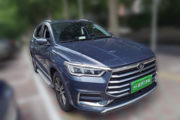 Used BYD Song Pro 2019 1.5T Automatic Prestige Model Front Right 45 Deg
