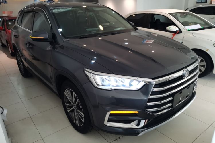 Used BYD Song Pro 2019 1.5T Automatic Elite Edition Front Right 45 Deg