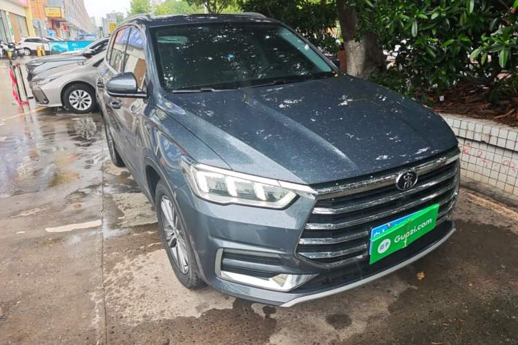 Used BYD Song Pro 2019 1.5T Automatic Elite Edition Front Right 45 Deg