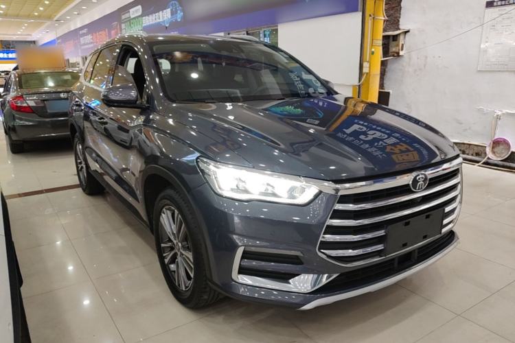 Used BYD Song Pro 2019 1.5T Automatic Luxury Model Front Right 45 Deg